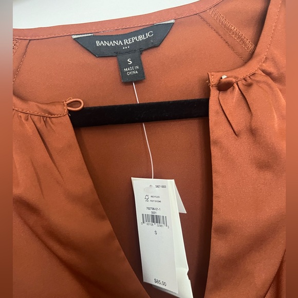 NWOT Banana Republic Blouse - Medium - Picture 2 of 3